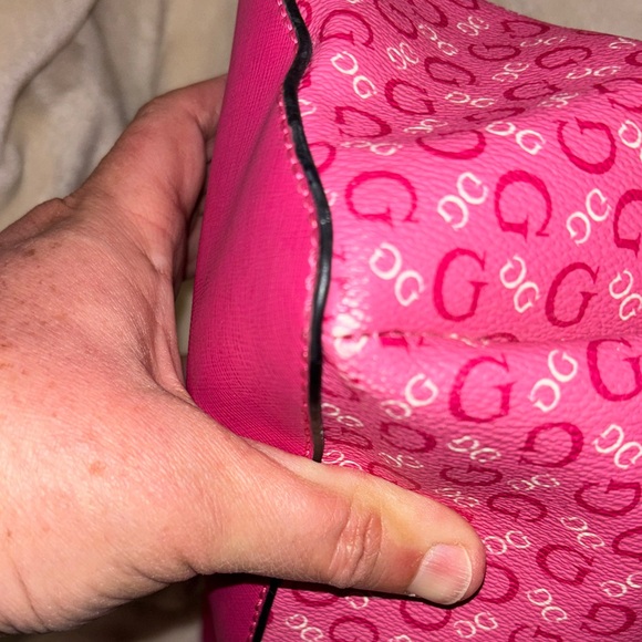 Guess Pink Patterned Satchel - Picture 7 of 11